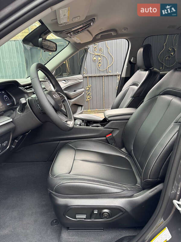 Внедорожник / Кроссовер Jeep Grand Cherokee 2023 в Киеве фото 91 Внедорожник / Кроссовер Jeep Grand Cherokee 2023 в Киеве