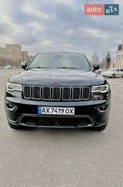 Внедорожник / Кроссовер Jeep Grand Cherokee 2021 в Харькове