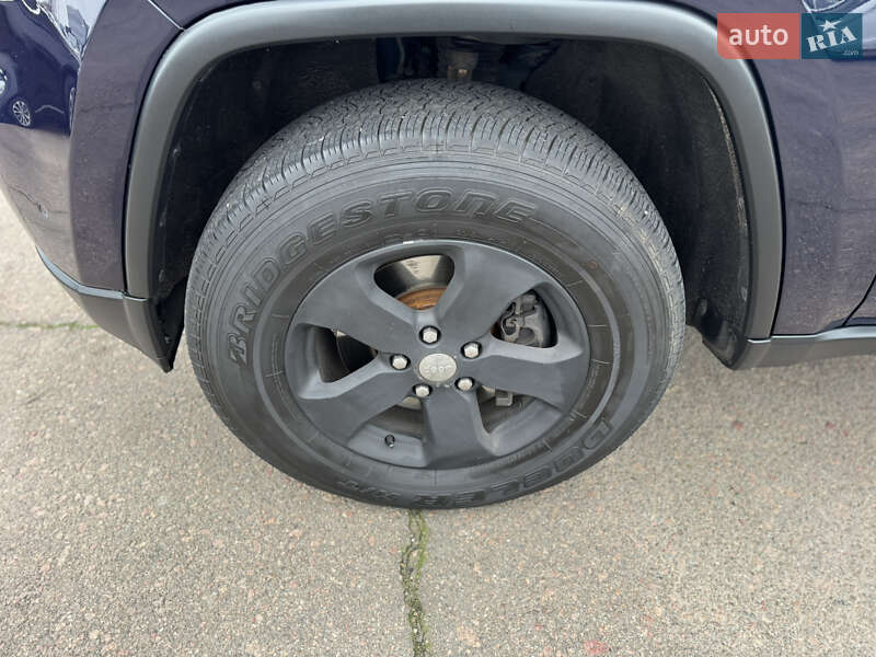 Внедорожник / Кроссовер Jeep Grand Cherokee 2012 в Киеве фото 14 Внедорожник / Кроссовер Jeep Grand Cherokee 2012 в Киеве