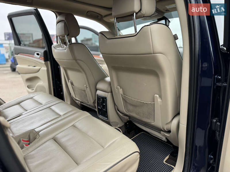 Внедорожник / Кроссовер Jeep Grand Cherokee 2012 в Киеве фото 44 Внедорожник / Кроссовер Jeep Grand Cherokee 2012 в Киеве