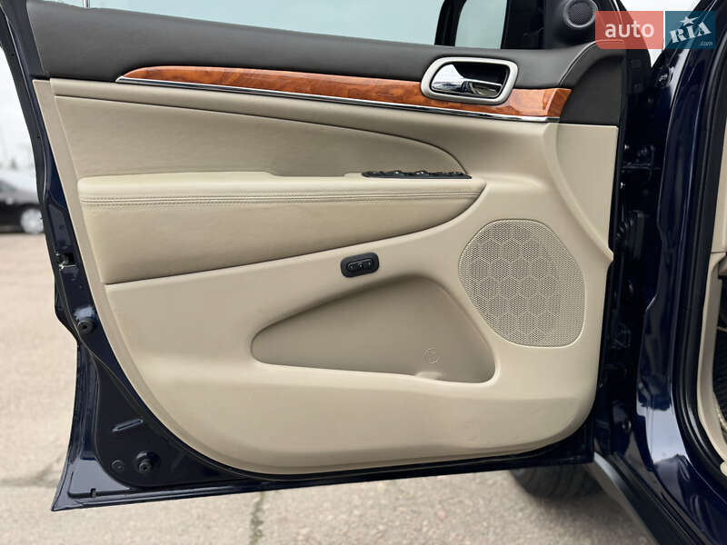 Внедорожник / Кроссовер Jeep Grand Cherokee 2012 в Киеве фото 71 Внедорожник / Кроссовер Jeep Grand Cherokee 2012 в Киеве