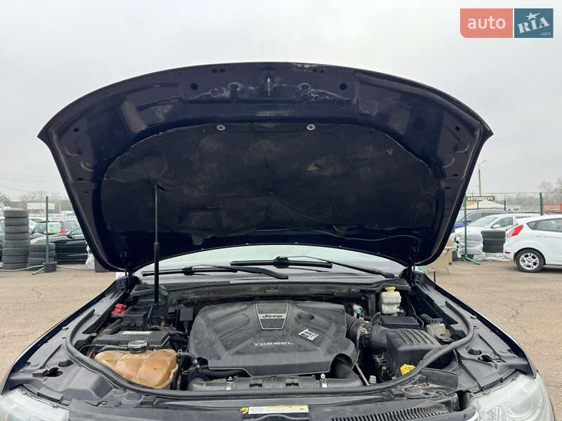 Внедорожник / Кроссовер Jeep Grand Cherokee 2012 в Киеве фото 96 Внедорожник / Кроссовер Jeep Grand Cherokee 2012 в Киеве