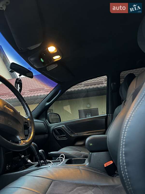 Позашляховик / Кросовер Jeep Grand Cherokee 2002 в Бершаді