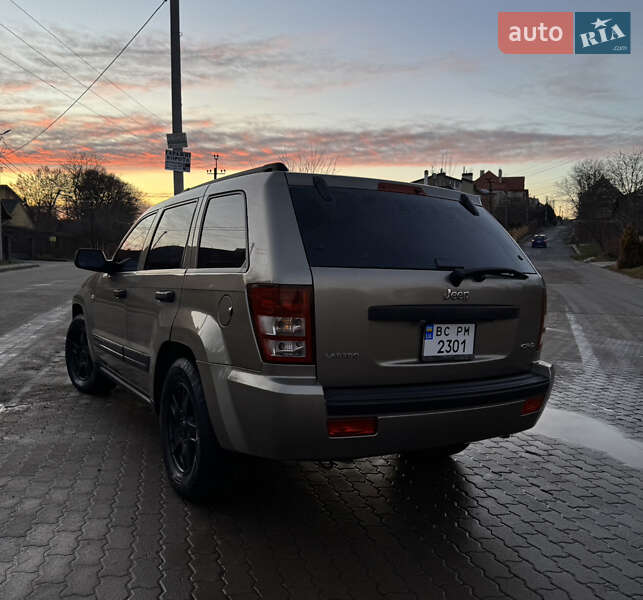 Позашляховик / Кросовер Jeep Grand Cherokee 2005 в Львові