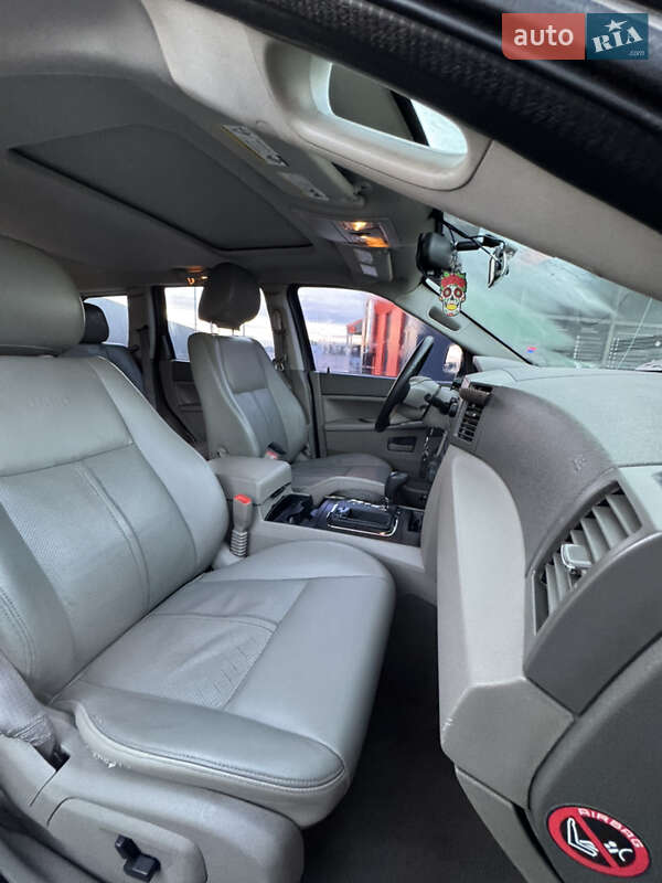 Позашляховик / Кросовер Jeep Grand Cherokee 2005 в Львові
