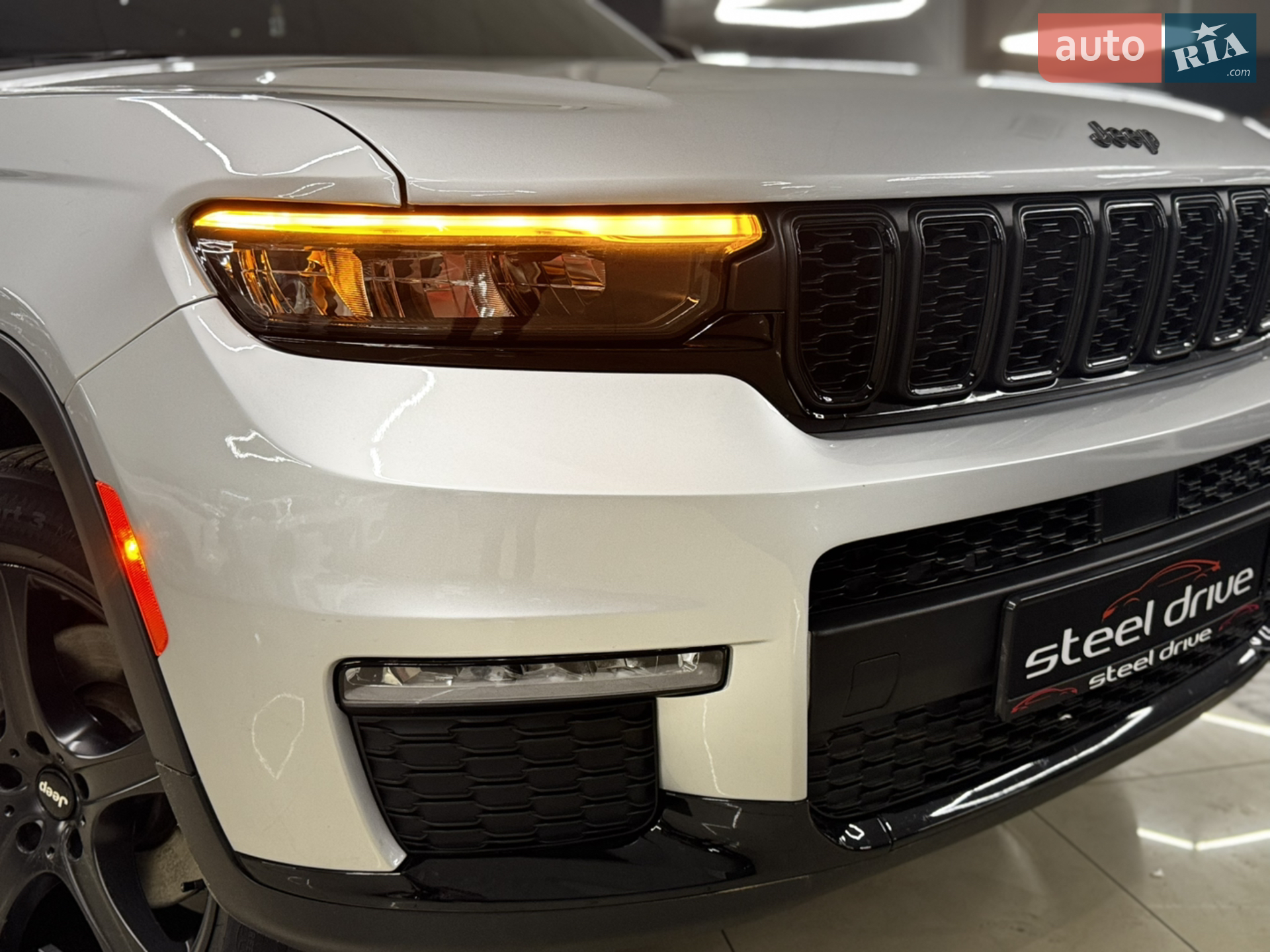 2021 Jeep Grand Cherokee - мініатюра 11