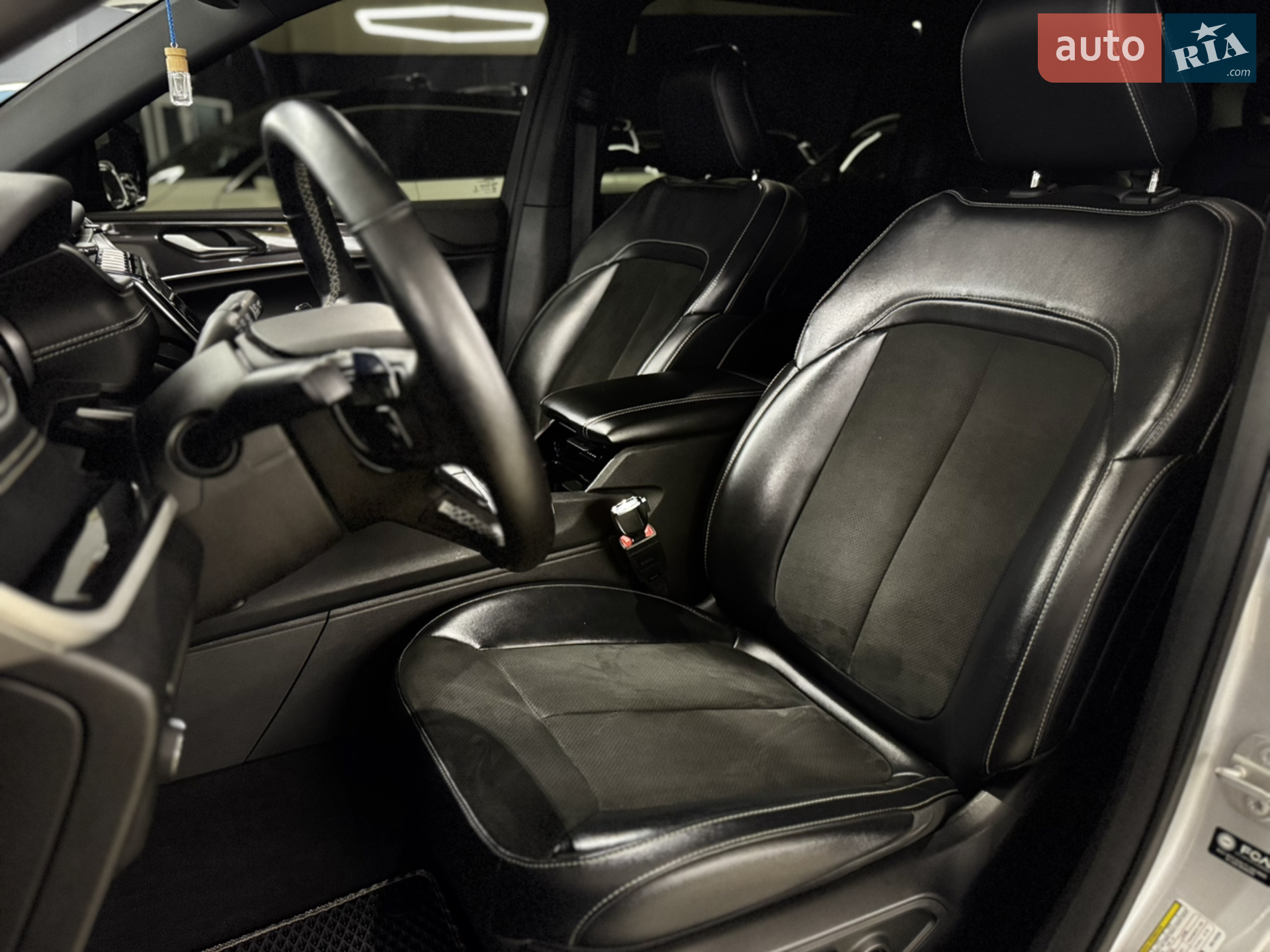 2021 Jeep Grand Cherokee - мініатюра 14