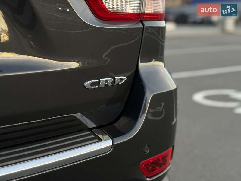 Внедорожник / Кроссовер Jeep Grand Cherokee 2011 в Киеве