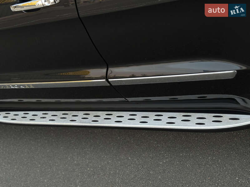 Внедорожник / Кроссовер Jeep Grand Cherokee 2011 в Киеве