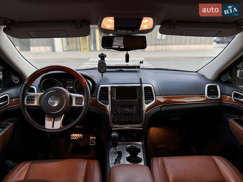 Внедорожник / Кроссовер Jeep Grand Cherokee 2011 в Киеве