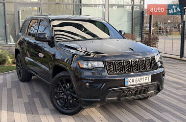Внедорожник / Кроссовер Jeep Grand Cherokee 2018 в Киеве