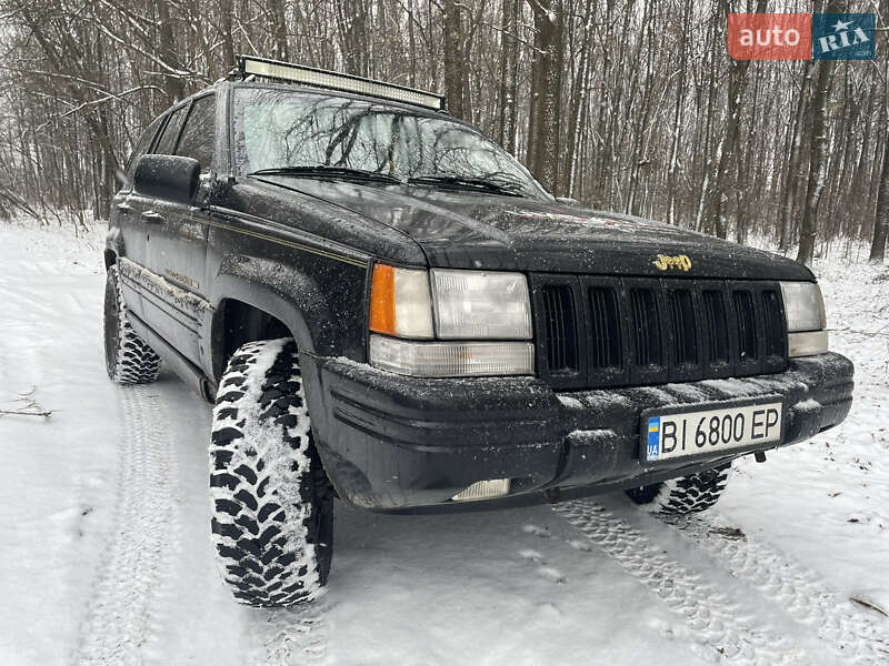 Позашляховик / Кросовер Jeep Grand Cherokee 1997 в Полтаві