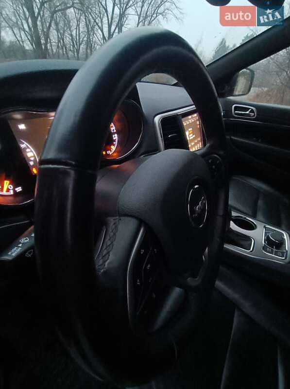 Внедорожник / Кроссовер Jeep Grand Cherokee 2018 в Киеве