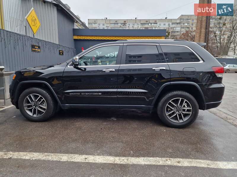 Внедорожник / Кроссовер Jeep Grand Cherokee 2022 в Харькове