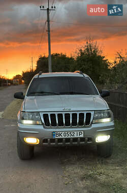 Внедорожник / Кроссовер Jeep Grand Cherokee 2002 в Владимирце