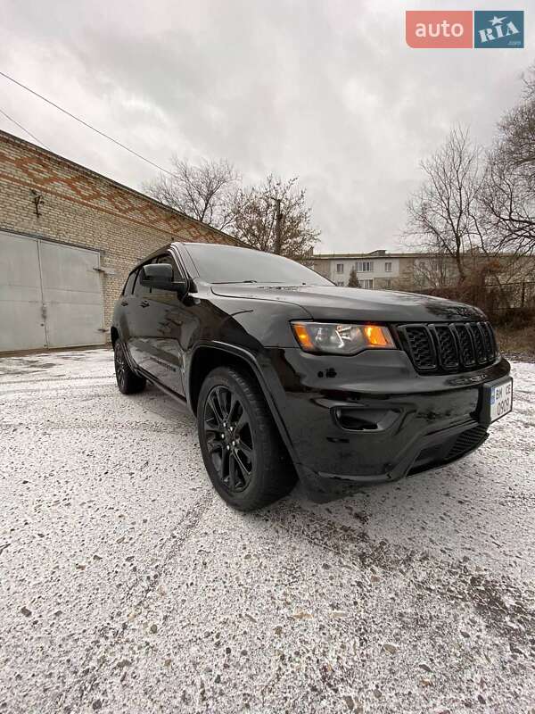 Внедорожник / Кроссовер Jeep Grand Cherokee 2020 в Глухове