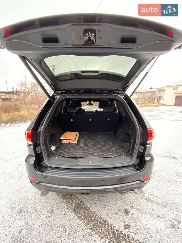 Внедорожник / Кроссовер Jeep Grand Cherokee 2020 в Глухове