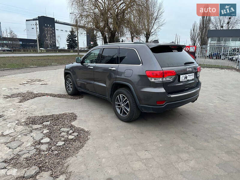 Внедорожник / Кроссовер Jeep Grand Cherokee 2018 в Черкассах