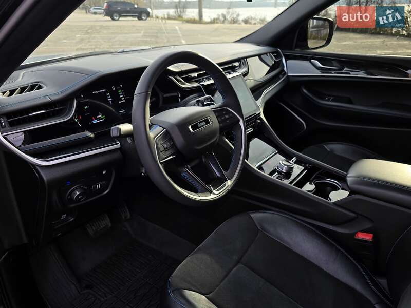 Внедорожник / Кроссовер Jeep Grand Cherokee 2022 в Киеве