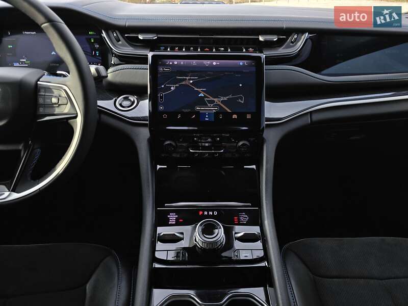 Внедорожник / Кроссовер Jeep Grand Cherokee 2022 в Киеве