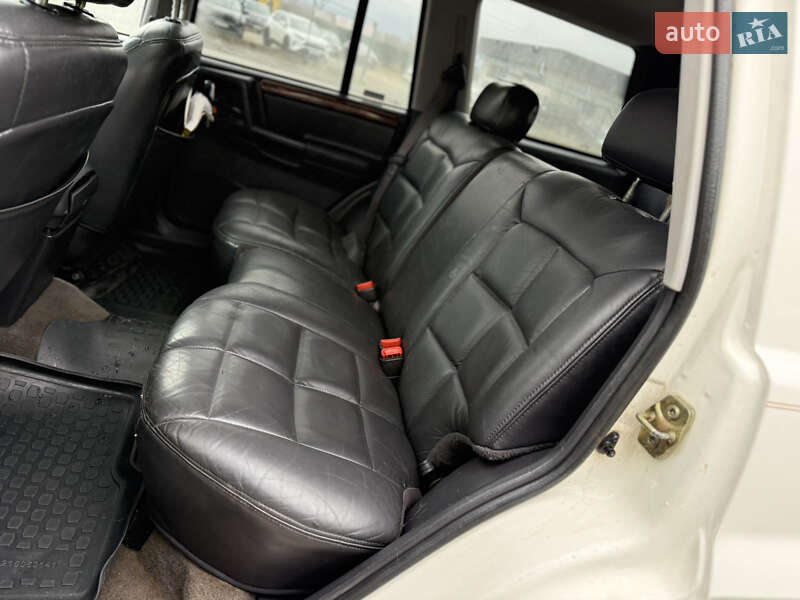 Внедорожник / Кроссовер Jeep Grand Cherokee 1995 в Хусте