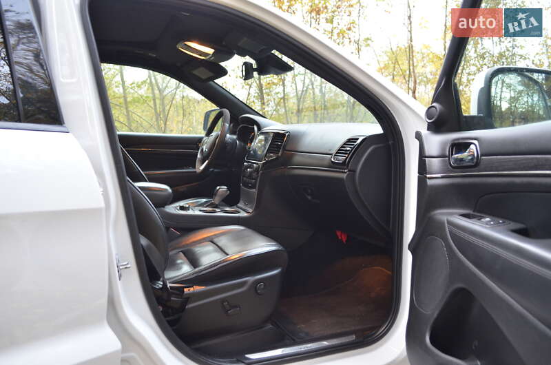 Внедорожник / Кроссовер Jeep Grand Cherokee 2020 в Луцке