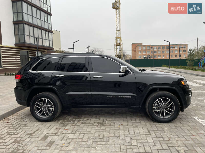 Внедорожник / Кроссовер Jeep Grand Cherokee 2021 в Киеве