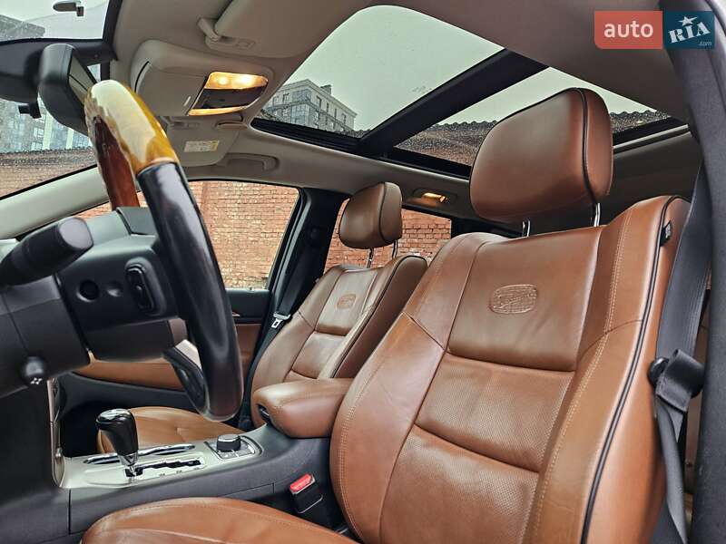 Внедорожник / Кроссовер Jeep Grand Cherokee 2012 в Киеве