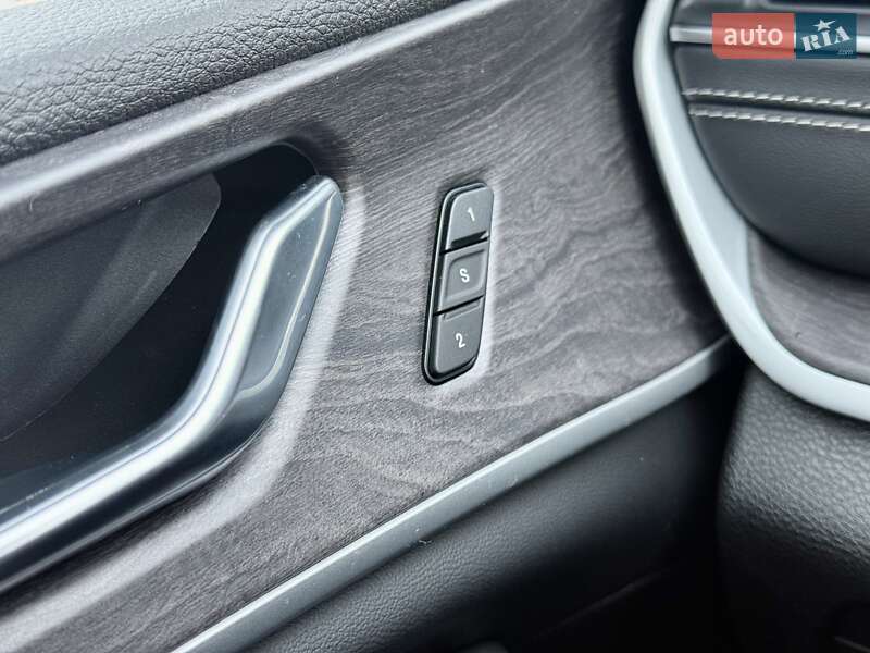 Внедорожник / Кроссовер Jeep Grand Cherokee 2023 в Харькове