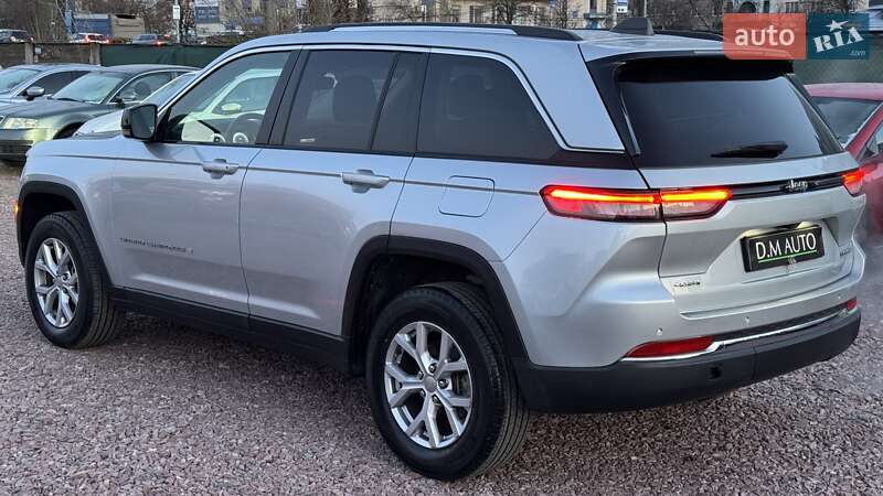 Внедорожник / Кроссовер Jeep Grand Cherokee 2022 в Киеве