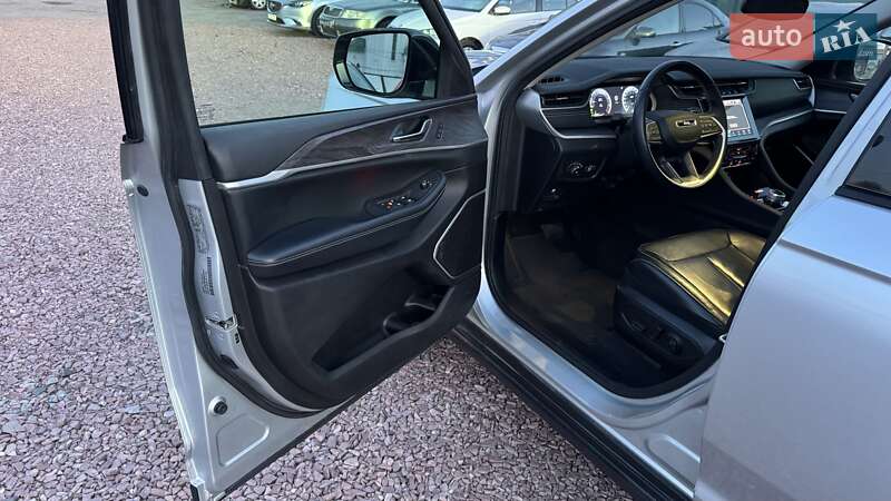 Внедорожник / Кроссовер Jeep Grand Cherokee 2022 в Киеве