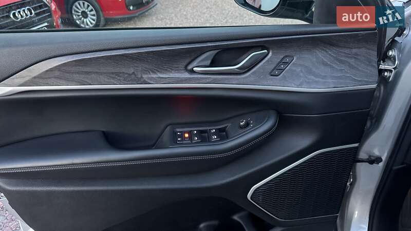 Внедорожник / Кроссовер Jeep Grand Cherokee 2022 в Киеве