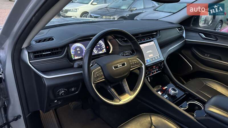 Внедорожник / Кроссовер Jeep Grand Cherokee 2022 в Киеве