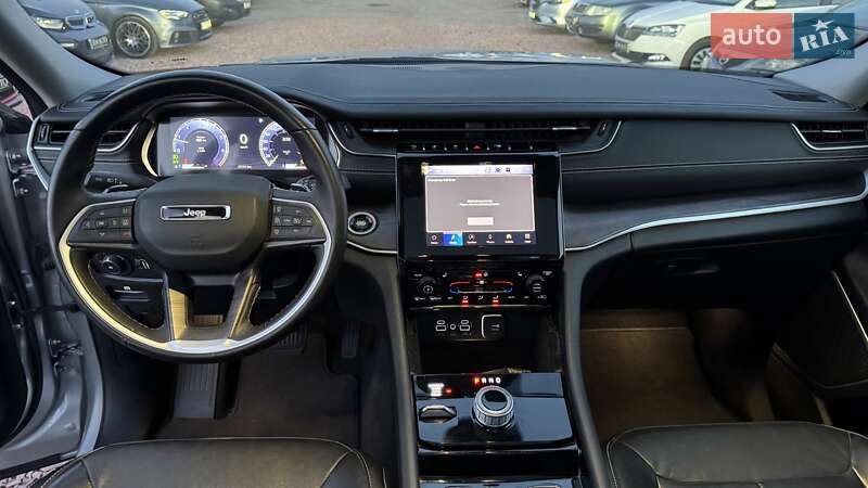 Внедорожник / Кроссовер Jeep Grand Cherokee 2022 в Киеве