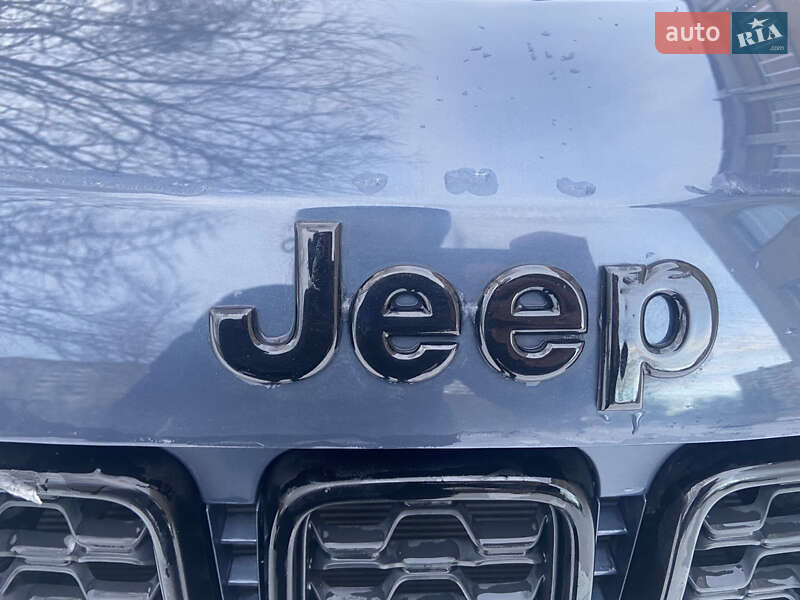Позашляховик / Кросовер Jeep Grand Cherokee 2019 в Львові фото 34 Позашляховик / Кросовер Jeep Grand Cherokee 2019 в Львові