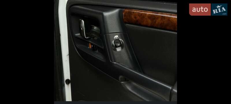 Внедорожник / Кроссовер Jeep Grand Cherokee 1994 в Одессе