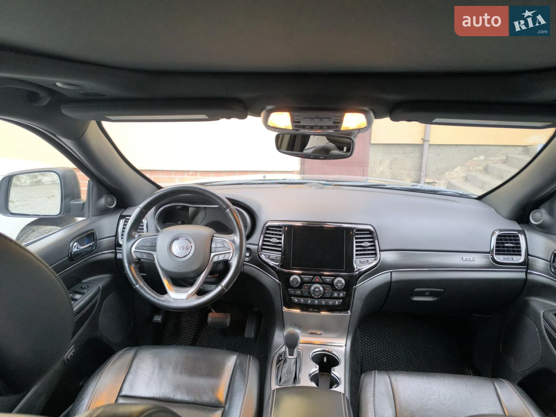 2020 Jeep Grand Cherokee - мініатюра 32