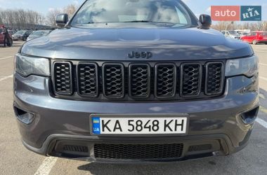 Внедорожник / Кроссовер Jeep Grand Cherokee 2015 в Киеве