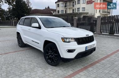 Внедорожник / Кроссовер Jeep Grand Cherokee 2017 в Хмельницком