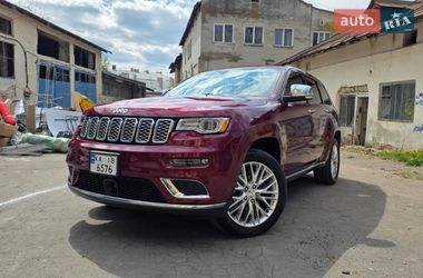 Внедорожник / Кроссовер Jeep Grand Cherokee 2016 в Львове