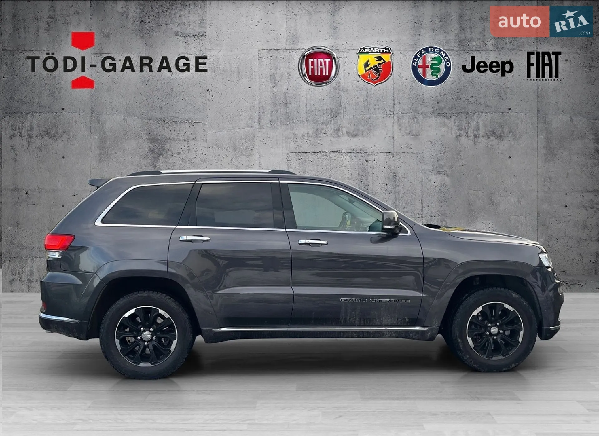 2017 Jeep Grand Cherokee - мініатюра 284