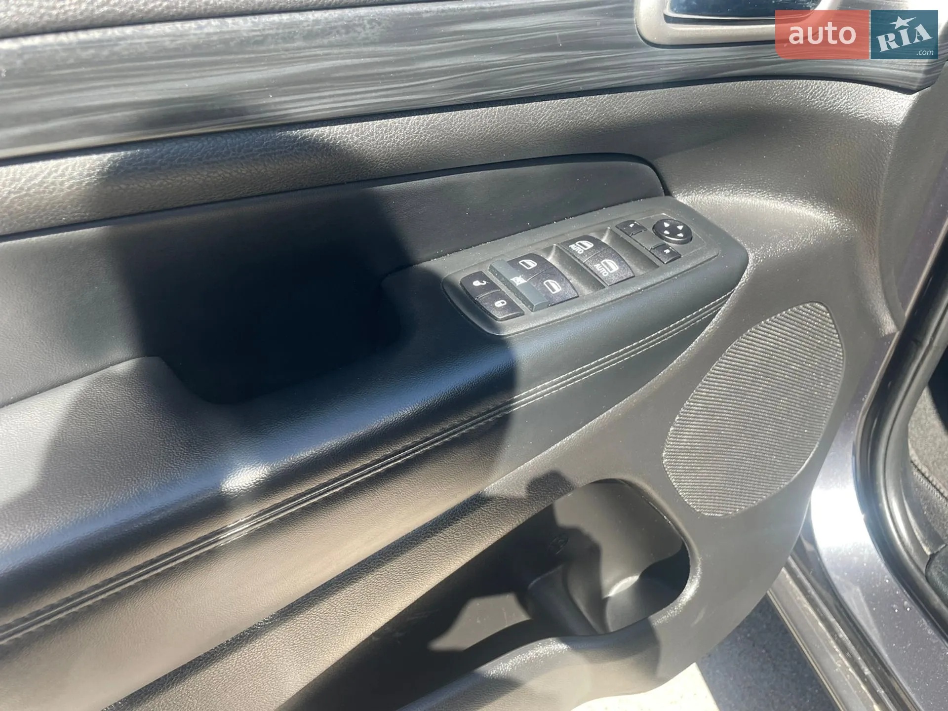 2020 Jeep Grand Cherokee - мініатюра 14