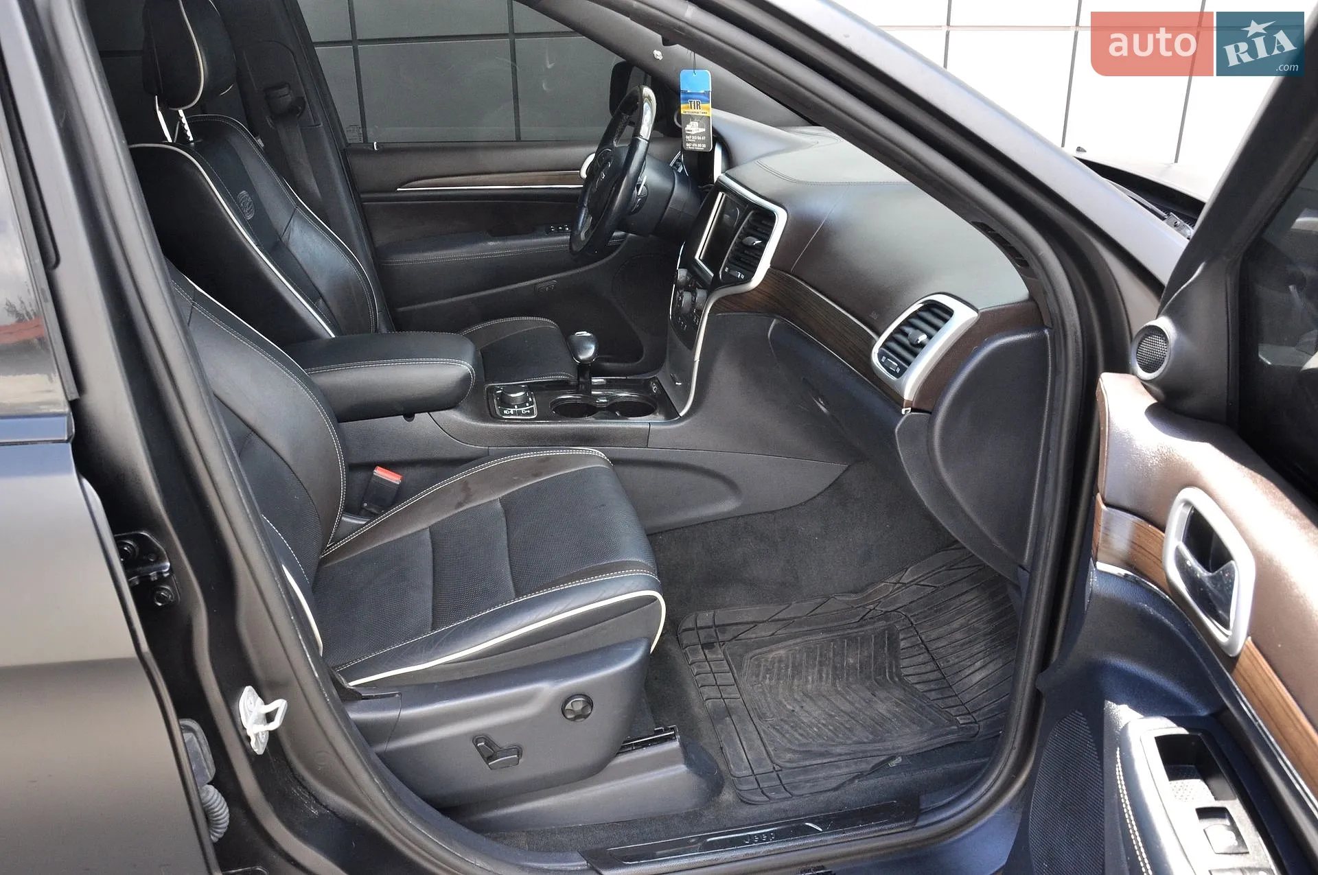2014 Jeep Grand Cherokee - мініатюра 31
