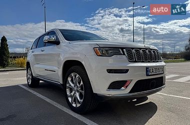 Внедорожник / Кроссовер Jeep Grand Cherokee 2019 в Киеве