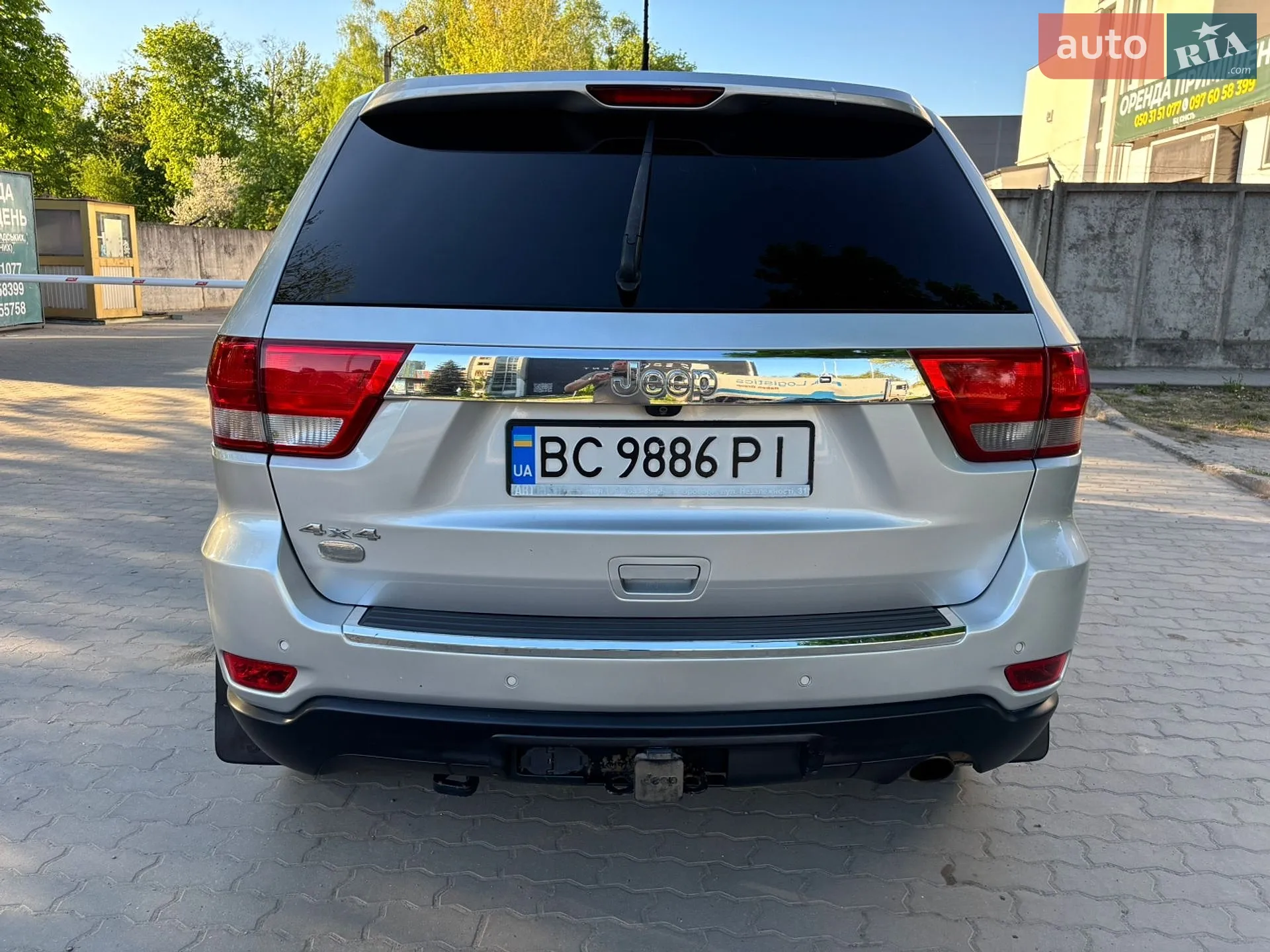 2011 Jeep Grand Cherokee - мініатюра 17