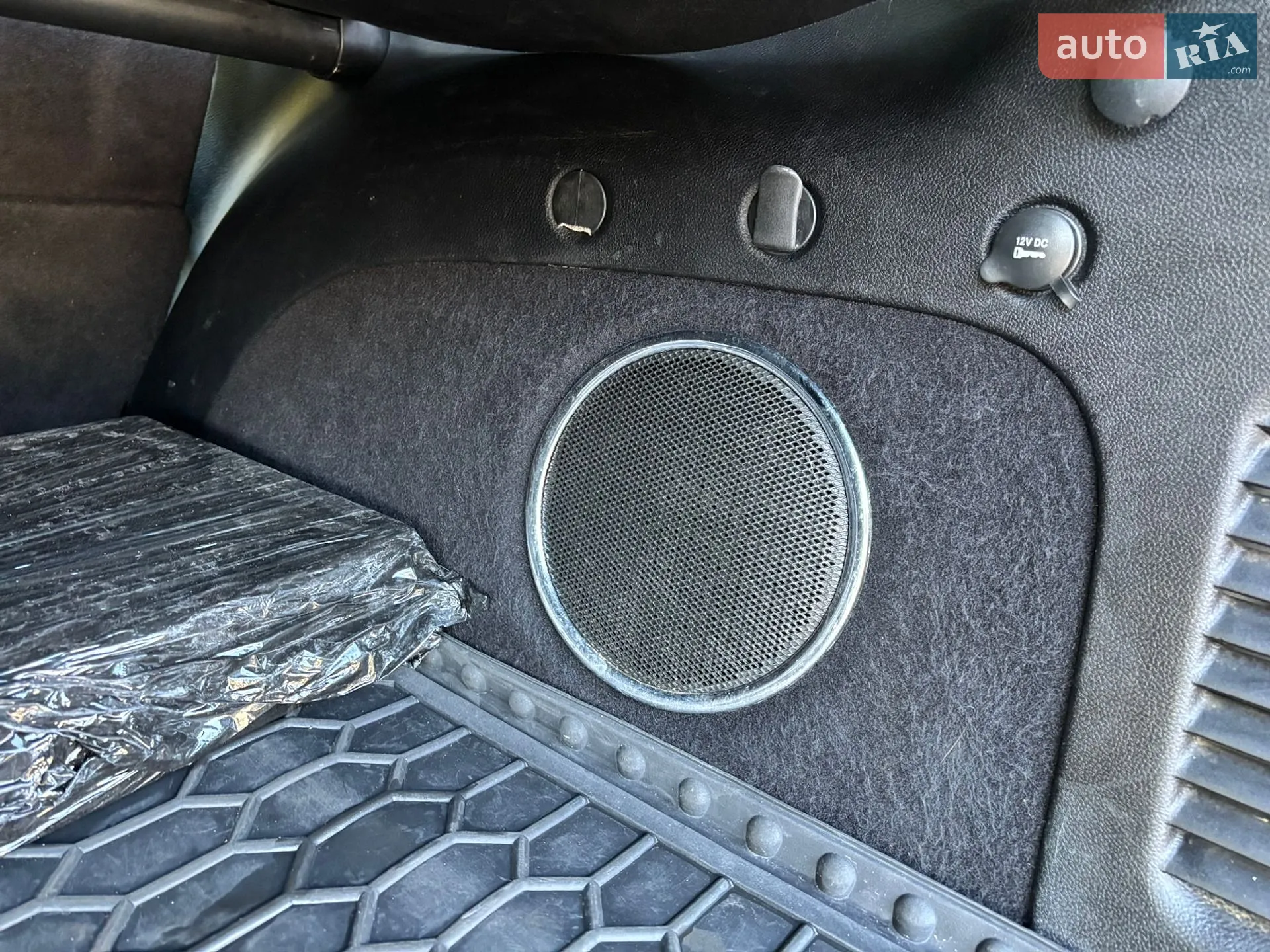 2011 Jeep Grand Cherokee - мініатюра 40