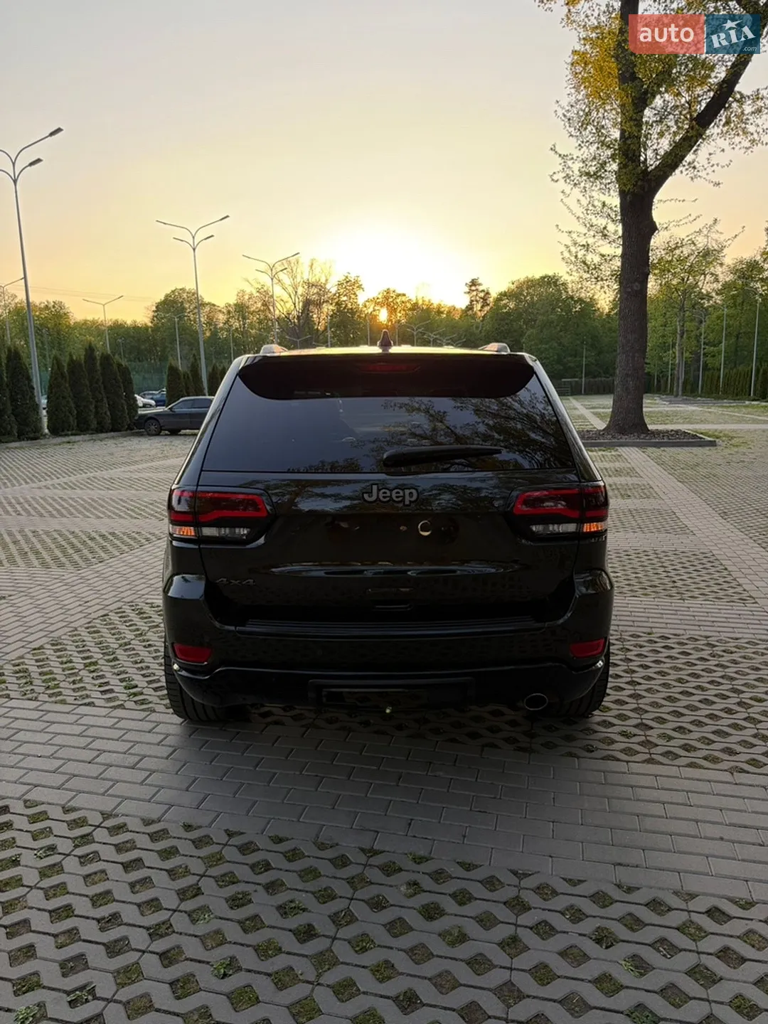 2016 Jeep Grand Cherokee - мініатюра 5