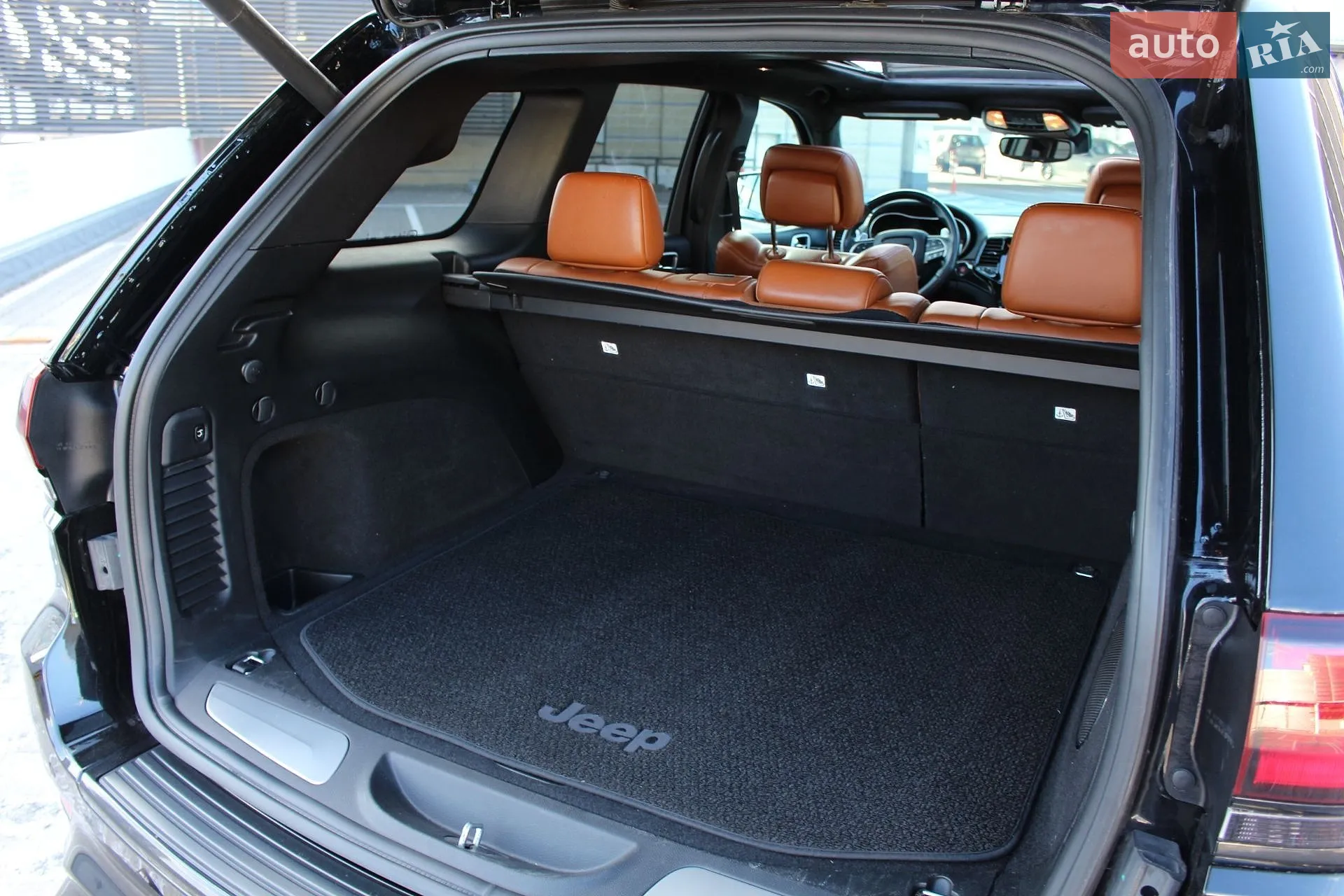 2020 Jeep Grand Cherokee - мініатюра 27