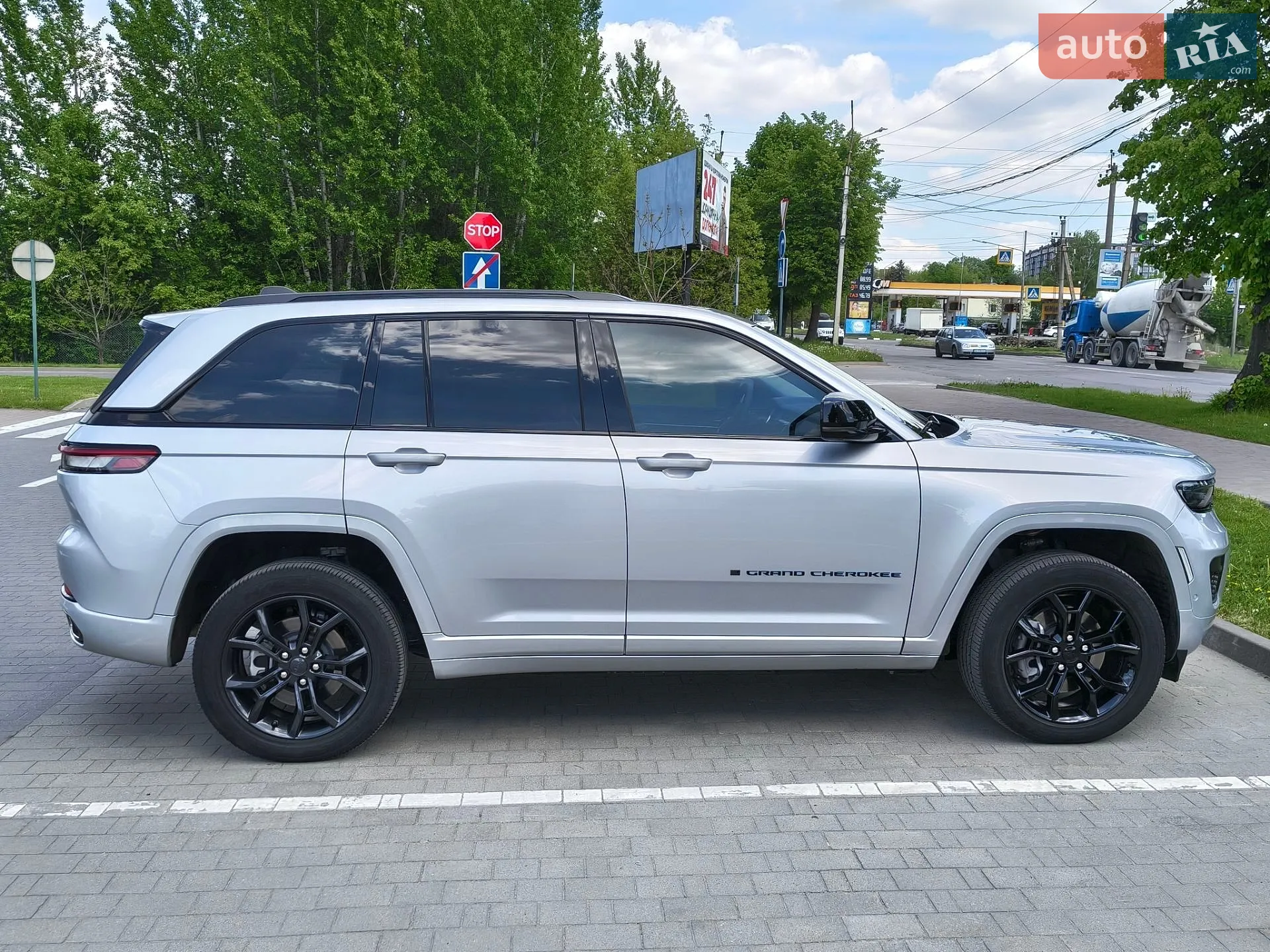 2023 Jeep Grand Cherokee - мініатюра 10