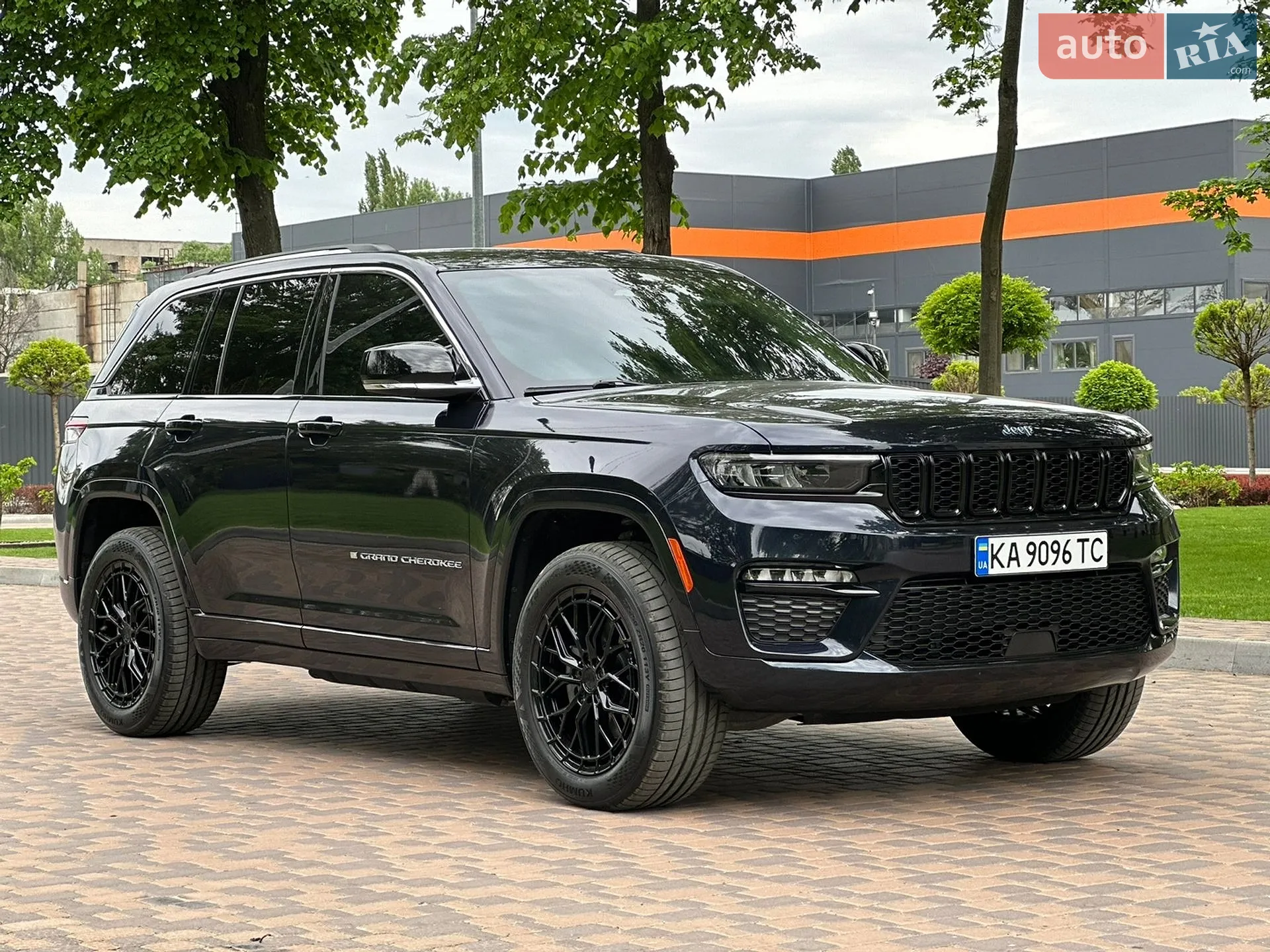 2023 Jeep Grand Cherokee - мініатюра 19